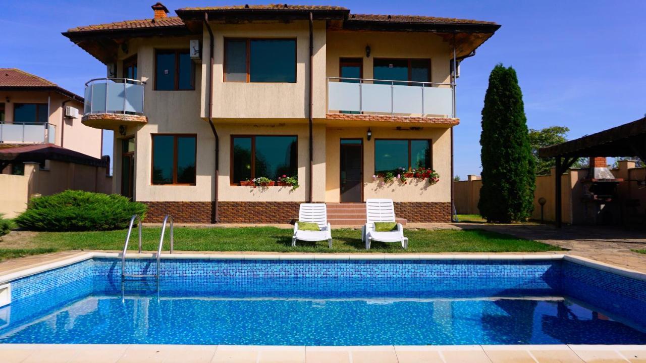Вила Ваня - Villa Vania Bŭlgarevo Dış mekan fotoğraf
