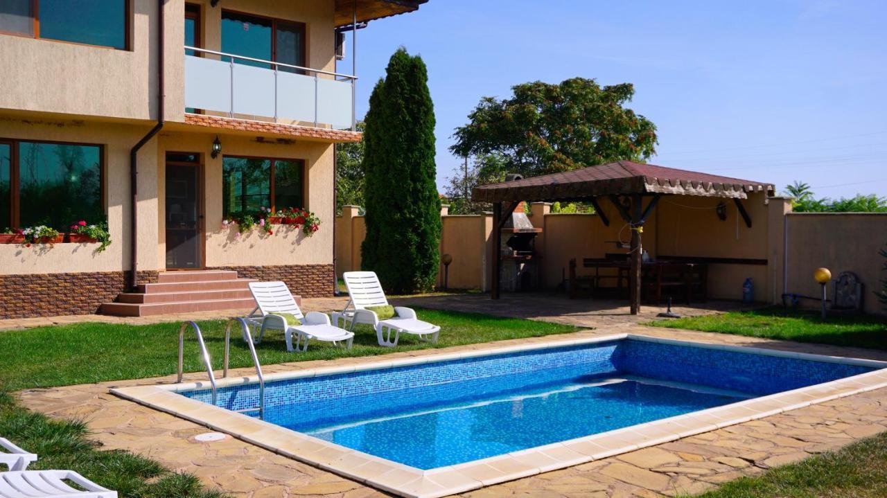 Вила Ваня - Villa Vania Bŭlgarevo Dış mekan fotoğraf