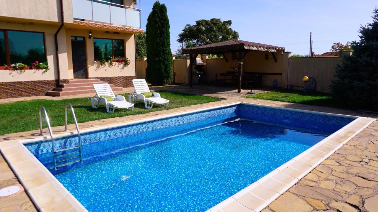 Вила Ваня - Villa Vania Bŭlgarevo Dış mekan fotoğraf