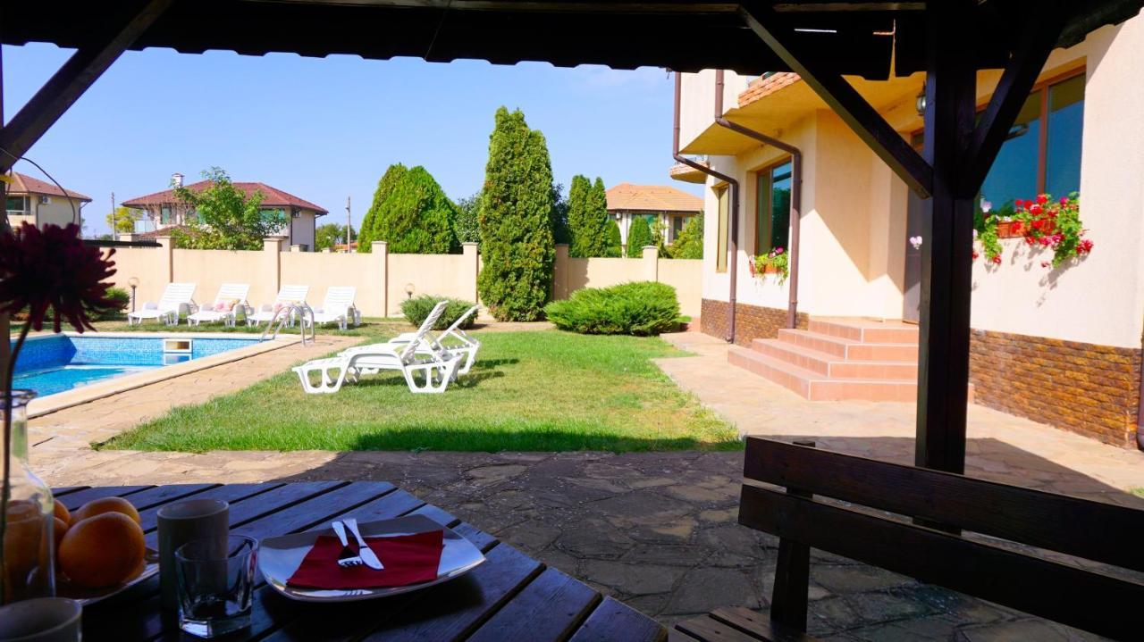 Вила Ваня - Villa Vania Bŭlgarevo Dış mekan fotoğraf